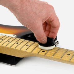 D'Addario XLR8 String Lubricant/Cleaner - vai con la sigla